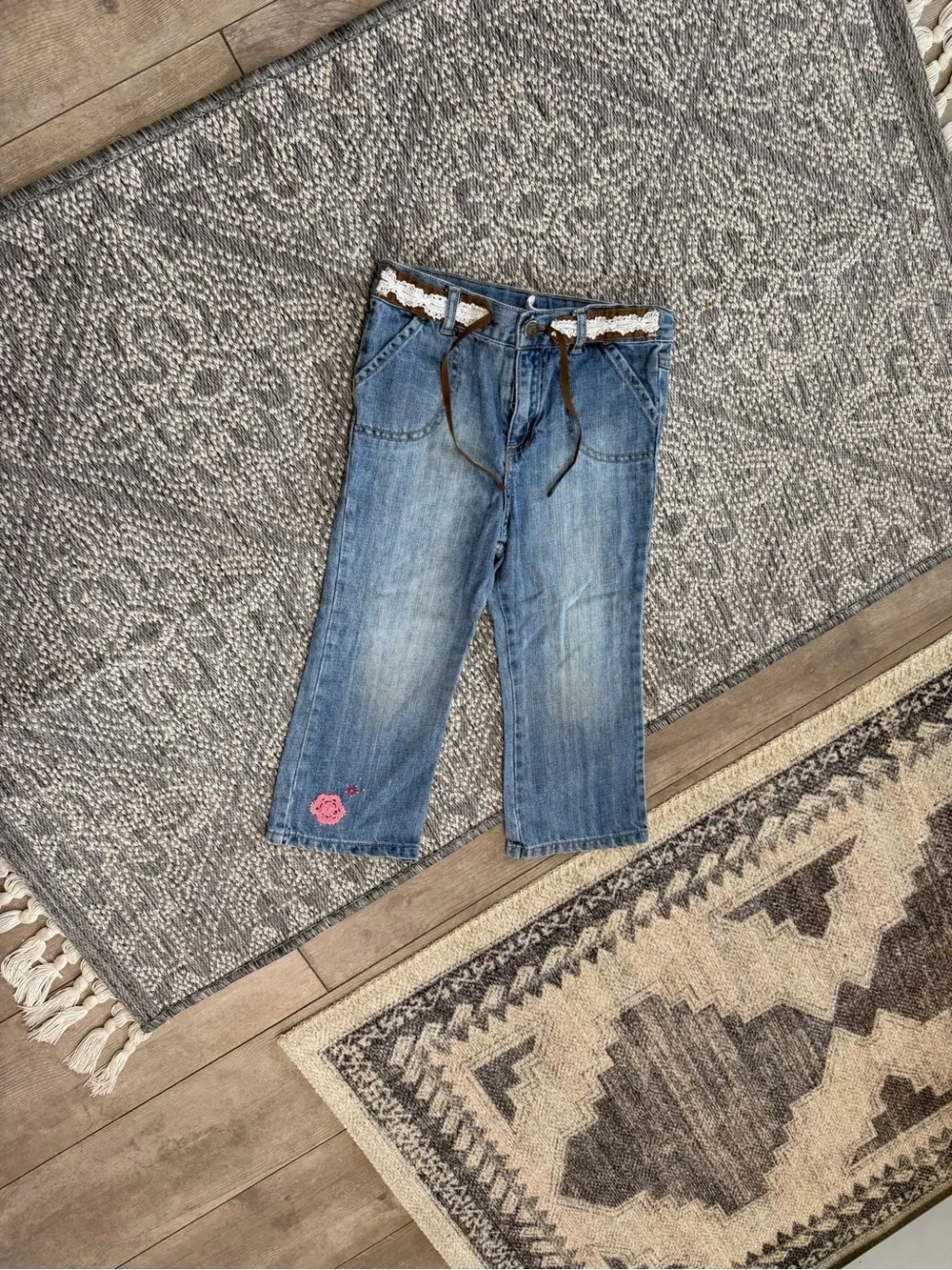 VTG y2k OshKosh B'gosh Toddler Girls Floral Embroidered Belted Jeans Boho 3T